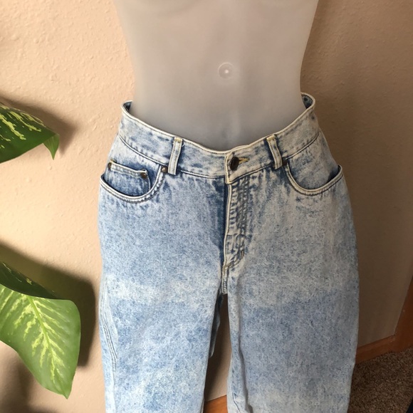 lizwear Denim - Vintage high waisted stonewashed Liz Wear women’s jeans waist 26